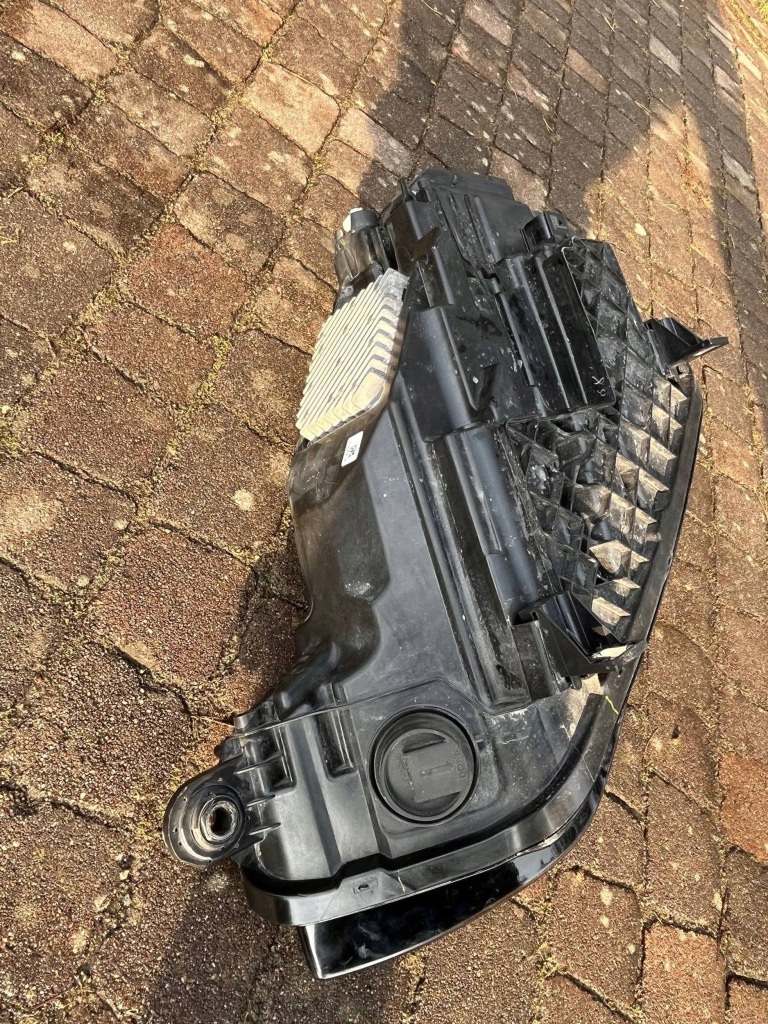 Audi q5 80a 2 рестайлінг  фара передня правий full led америка Оригінал