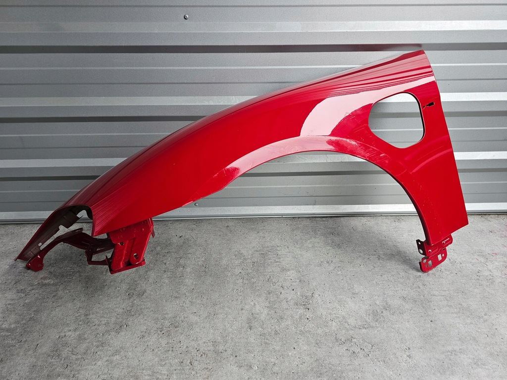 фото №1, Porsche taycan 9j крила лівий