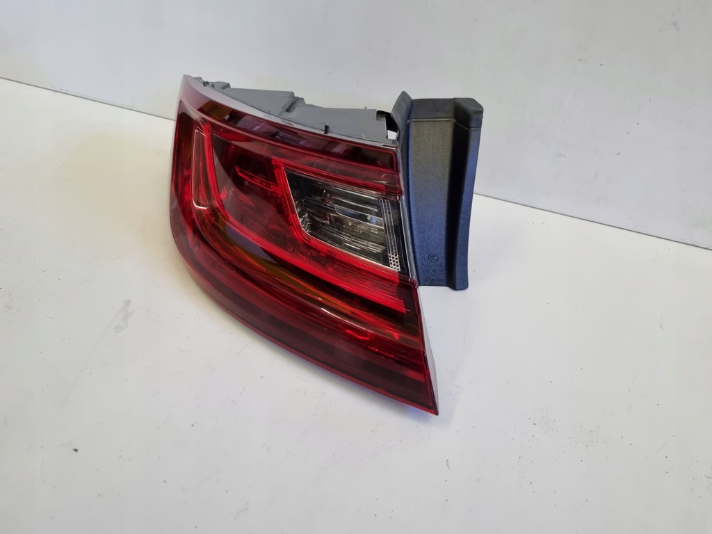 фото №6, Лампа ліва задня задня renault megane iv hb 265554829r