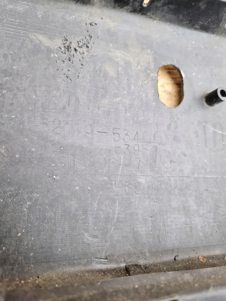 Бампер перед lexus is ii 2 lift 09- в Україні