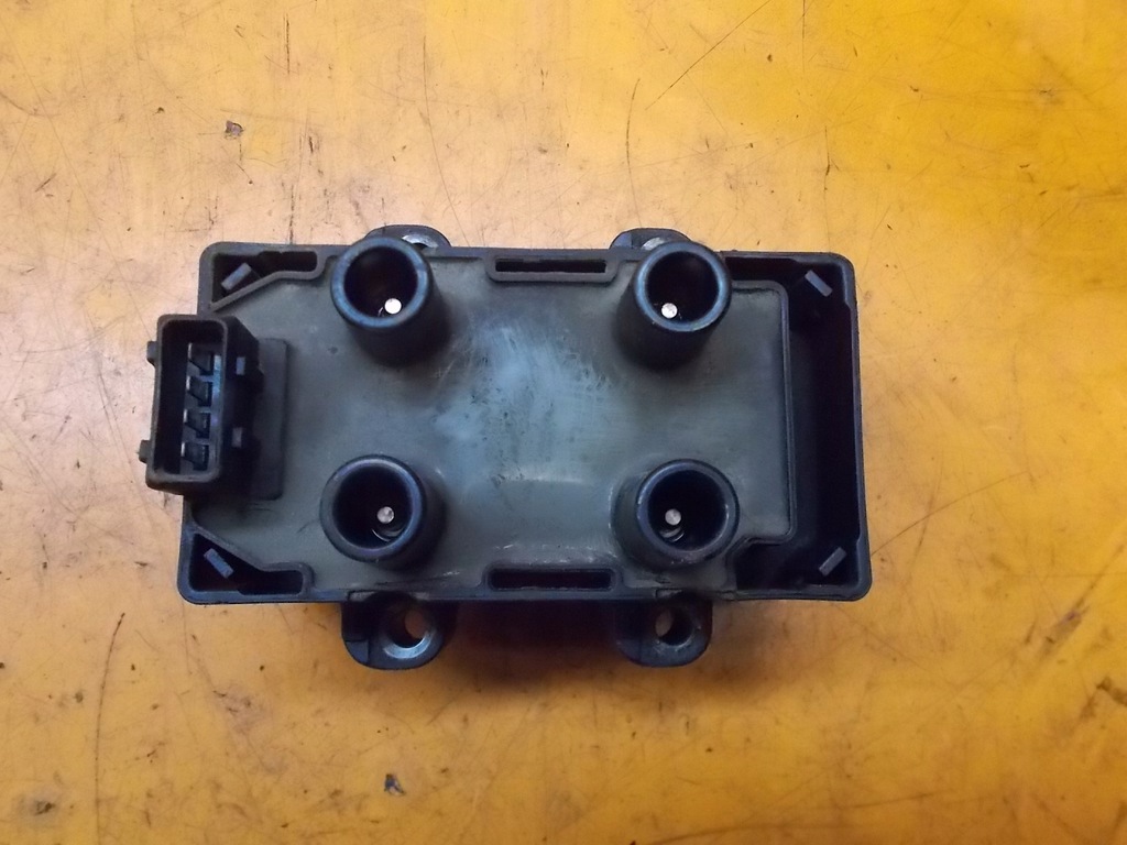 фото №1, Катушка зажигания renault clio ii 1.2 2526078a