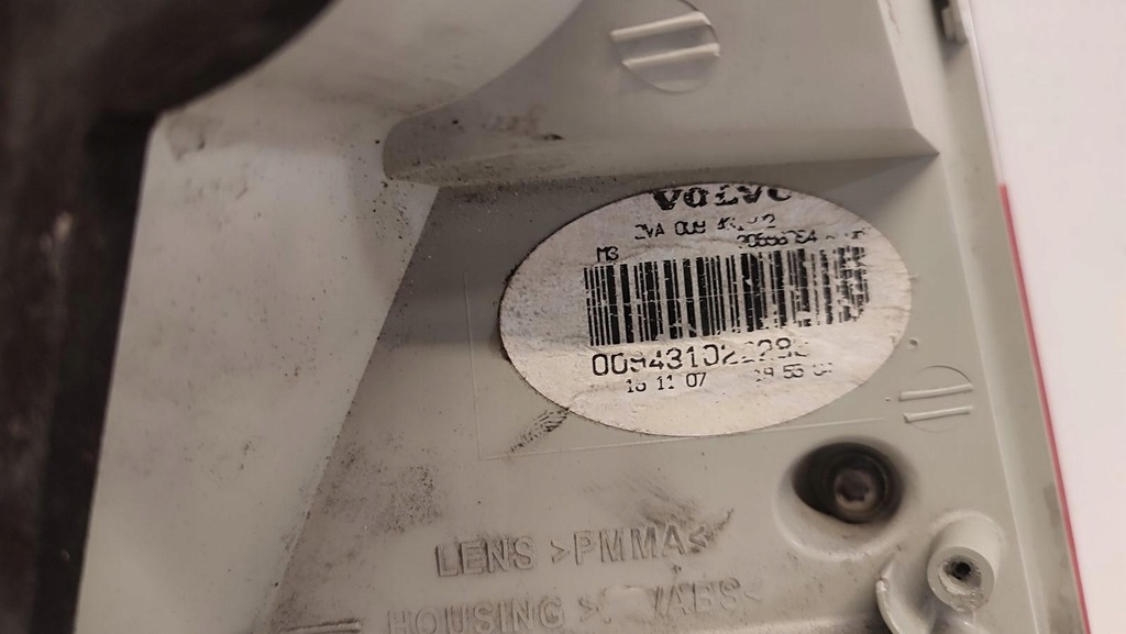 фото №7, Volvo v70 лампа лівий задня 30698984