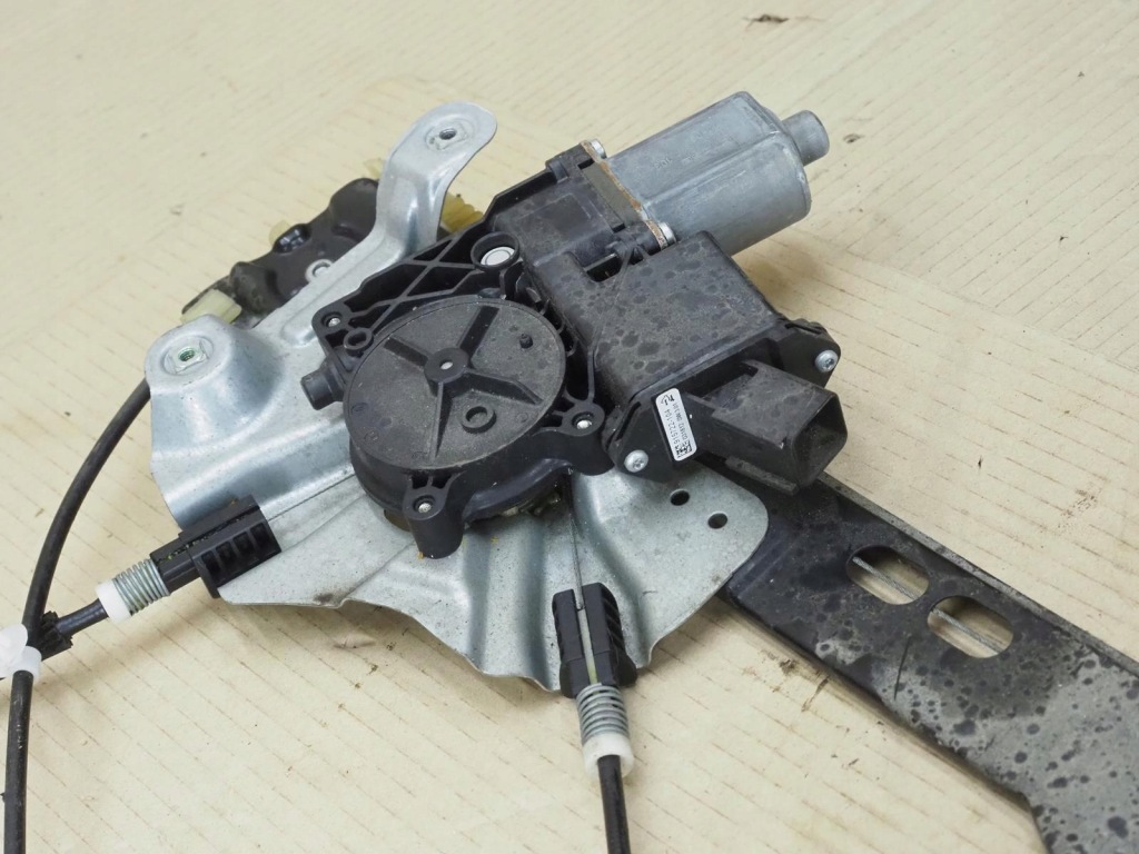 фото №13, Механізм скло лівий перед opel zafira c 20951581 europa