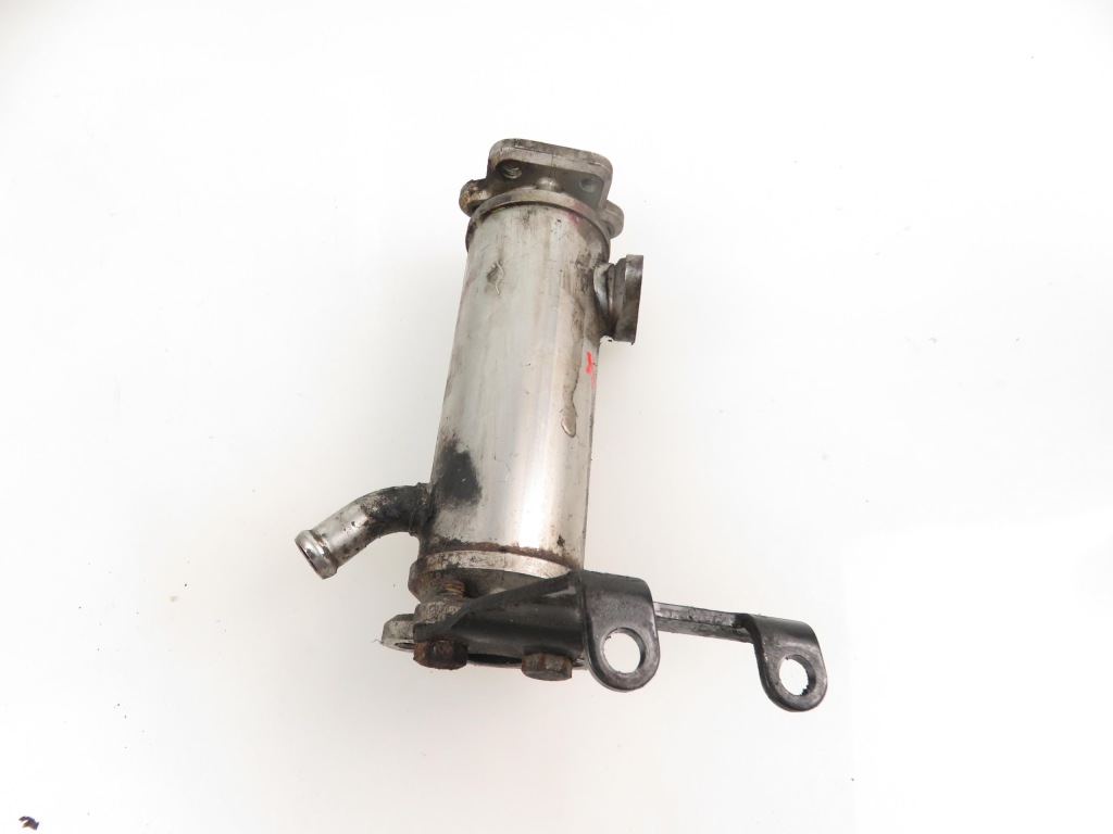 Радиатор выхлопных газов bmw e46 320 d Недорого