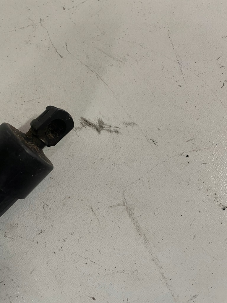 фото №3, Land rover discovery v привод амортизатор крышки 17r