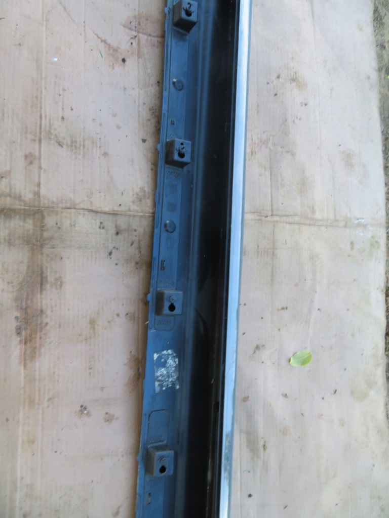 Volvo xc90 ii молдинг порог левая 31672370 Оригинал