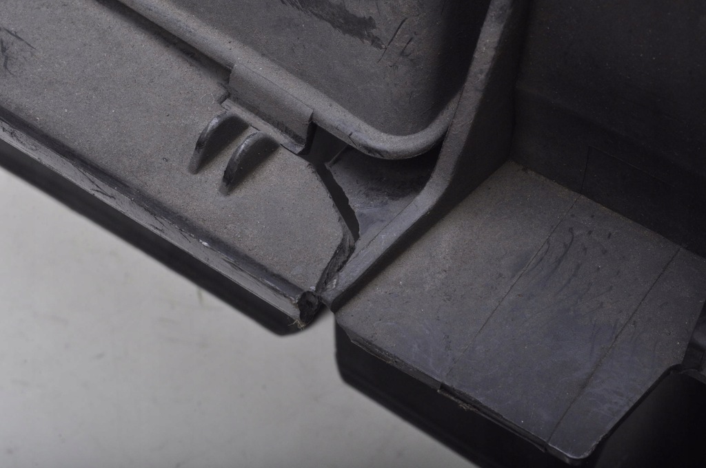 фото №7, Volvo c30 воздуховод воздуха 7m51-9e635-ec