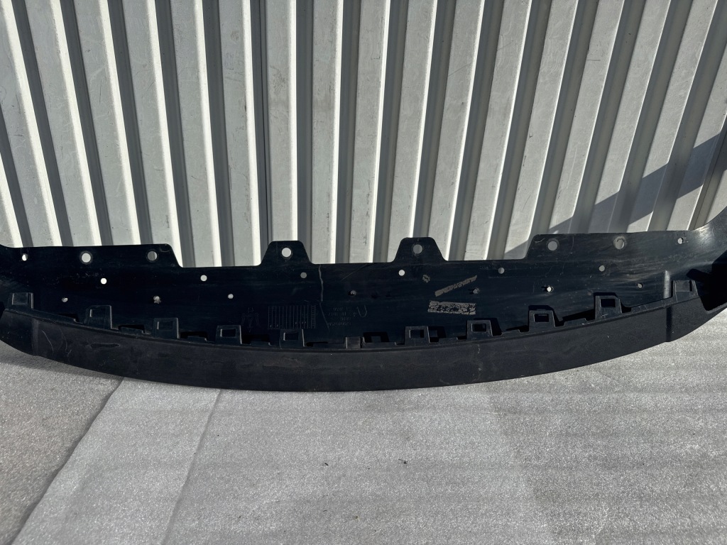 Maserati levante спойлер накладка бампера перед 670040750 Цена