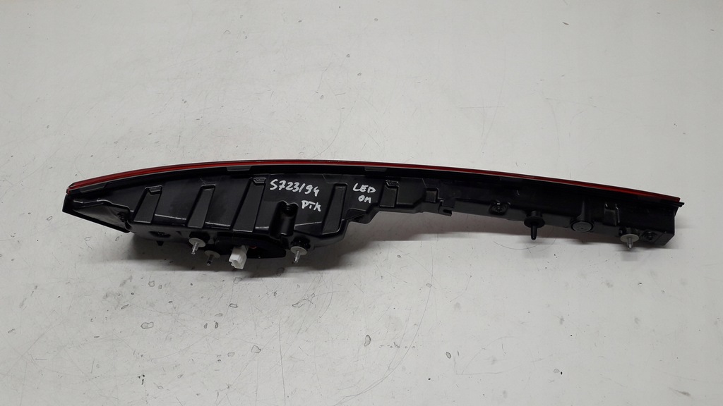 фото №8, Kia proceed iii 18- лампа права задня w кришка led
