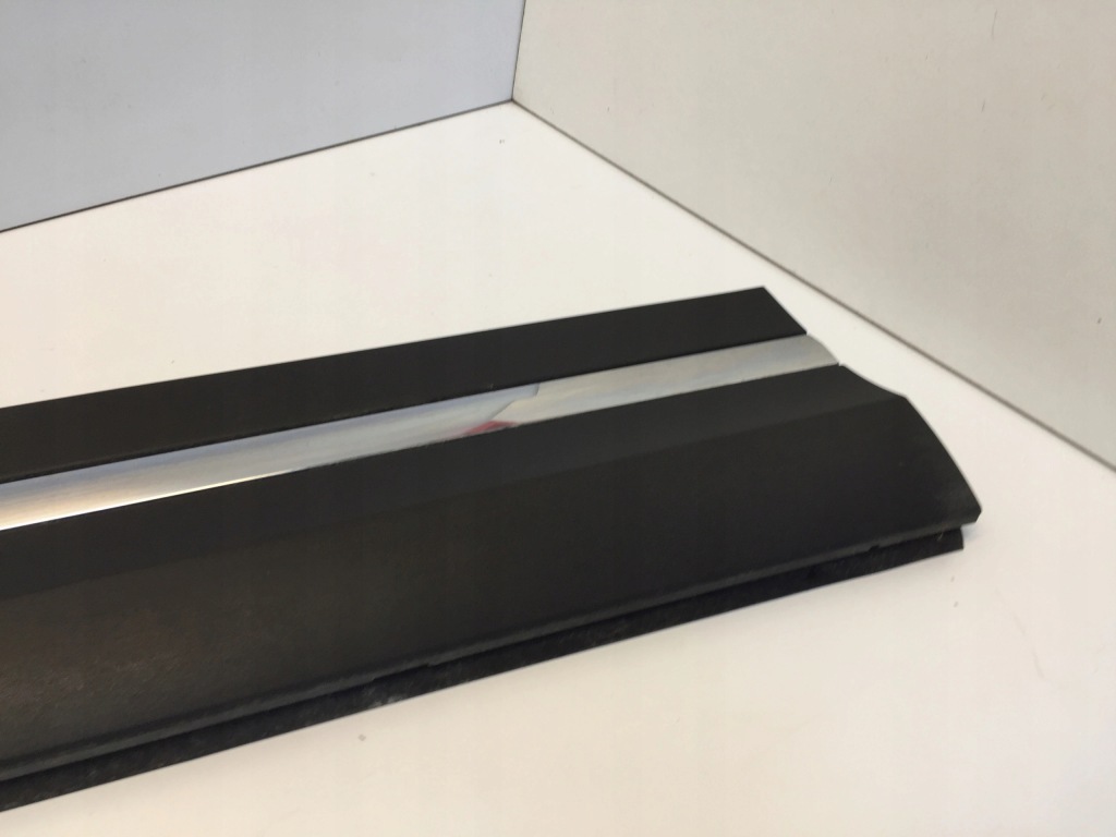 фото №2, Mercedes gla ii h247 w247 молдинг дверь левый перед