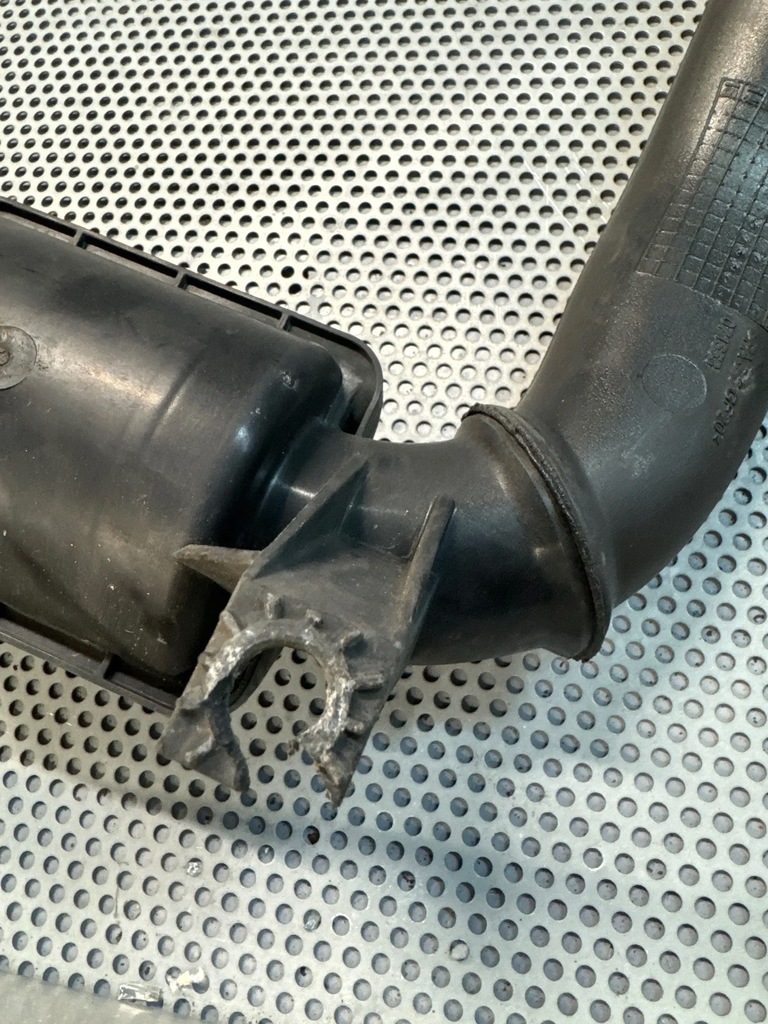 фото №2, Шланг труба интеркулер renault trafic 2.0 8200760909