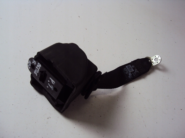 фото №1, Pas безопасности правый задняя vw beetle 5c 10-