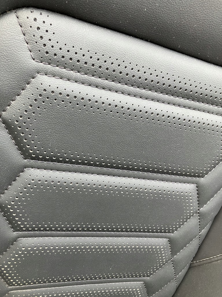 фото №14, Сидіння перед заднє сидіння обшивки шкіра vignale ford puma mk2