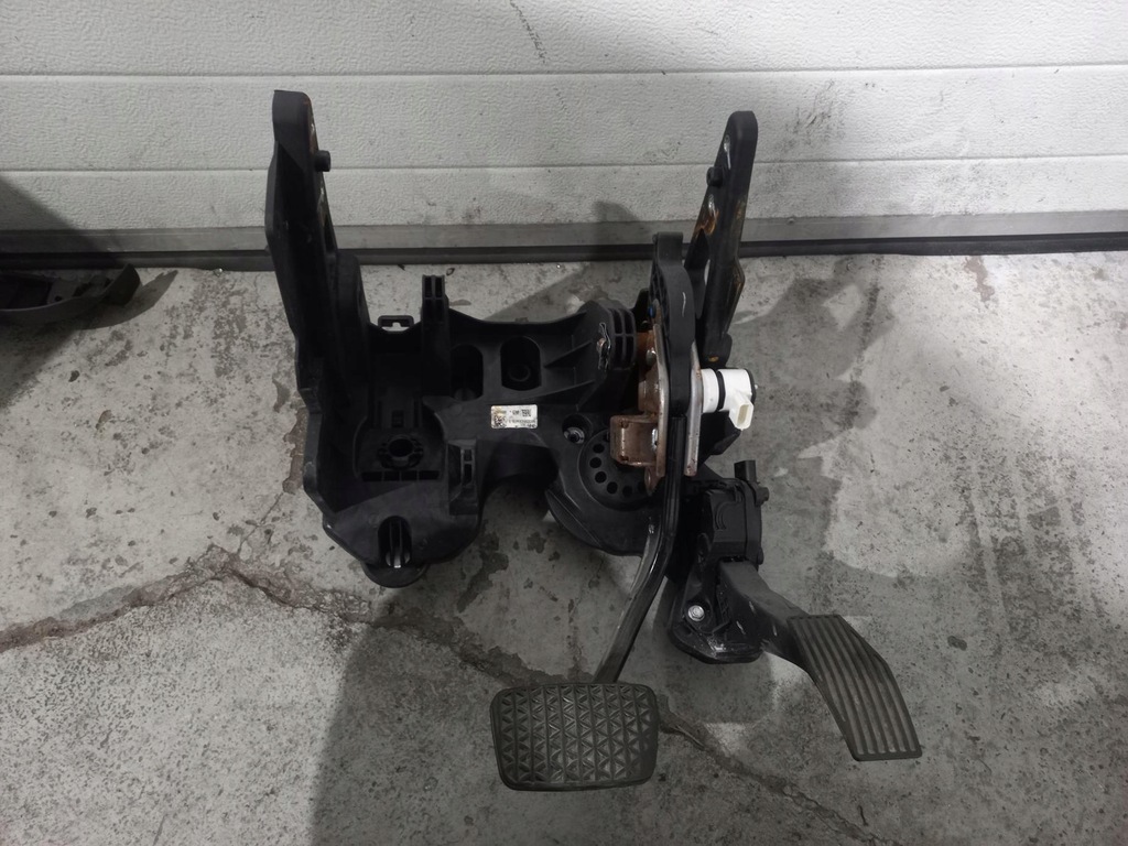 фото №1, Педалі автоматична коробка передач opel astra k v