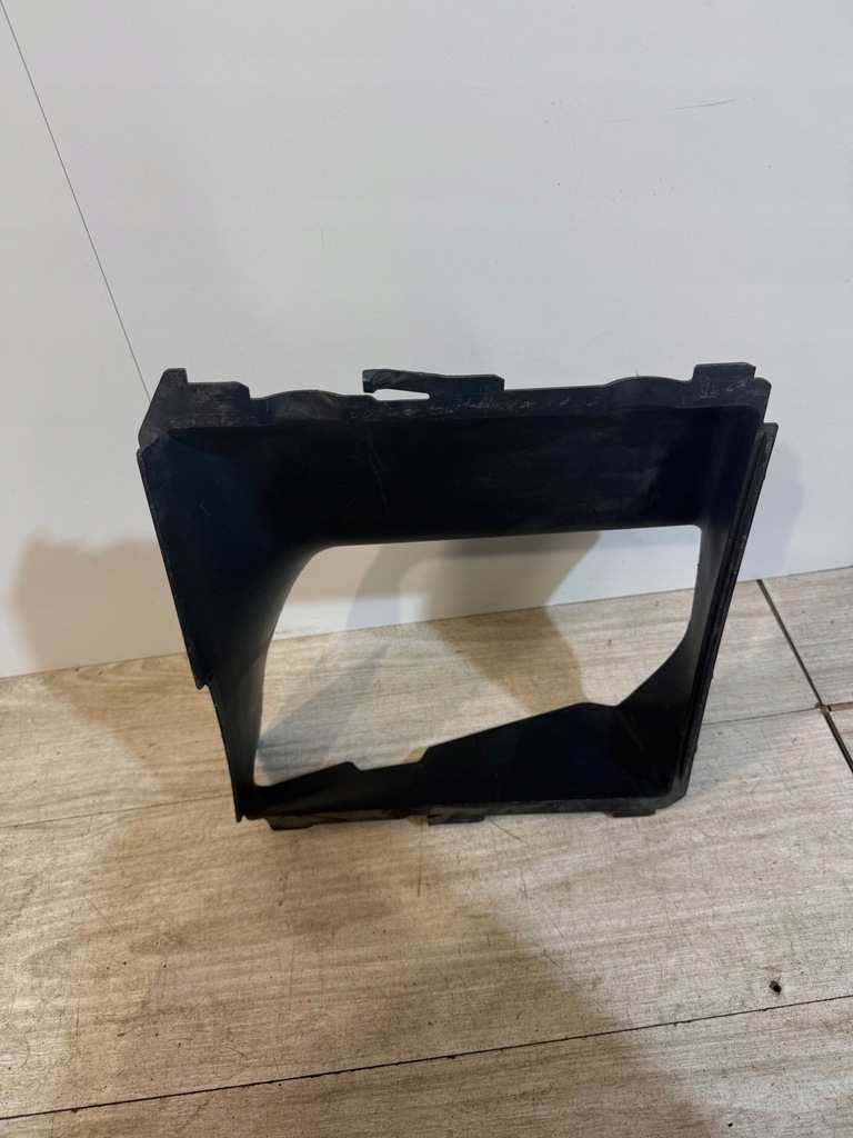 фото №5, Porsche cayenne 7p правый впуск / канал воздуха интеркулер