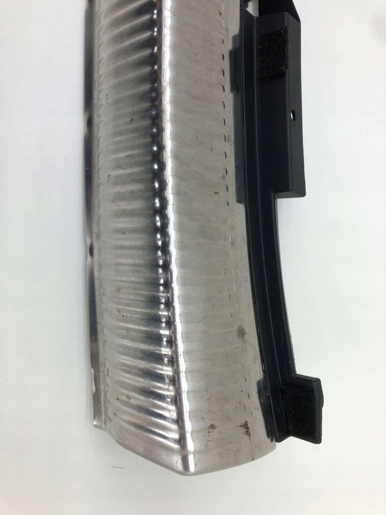 Купити Audi a4 b9 накладка поріг багажника 5w9864513