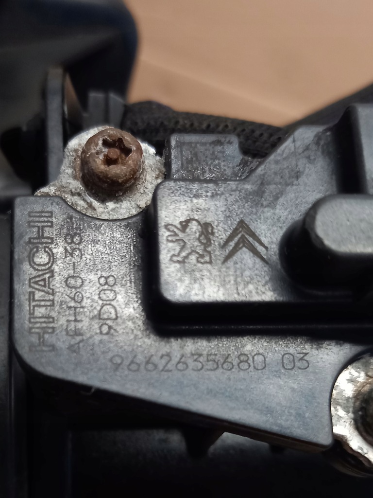 фото №9, Корпус фильтра воздуха peugeot expert 3008 5008 2.0 hdi 2018-9676423480