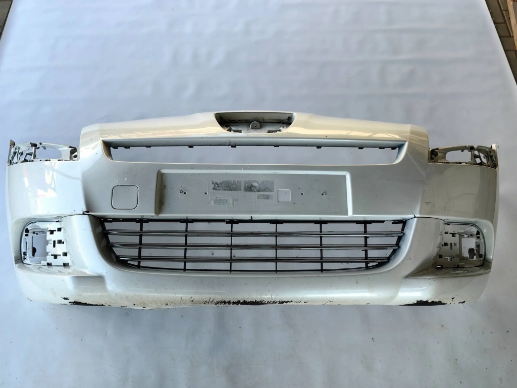 фото №1, Peugeot 5008 i - бампера перед з решітка polecam