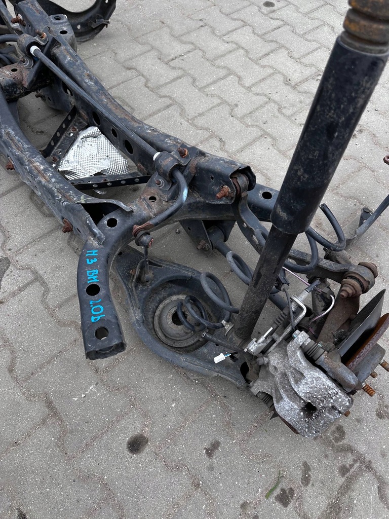 фото №7, Mazda 3 bm підвіска задня задні підрамник поворотний кулак 2.0 b