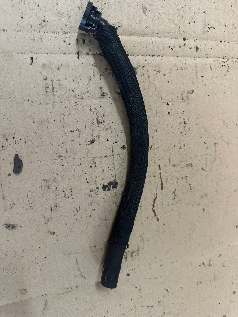 Купить Шланг вентиляция картера bmw 2.0i m54b22