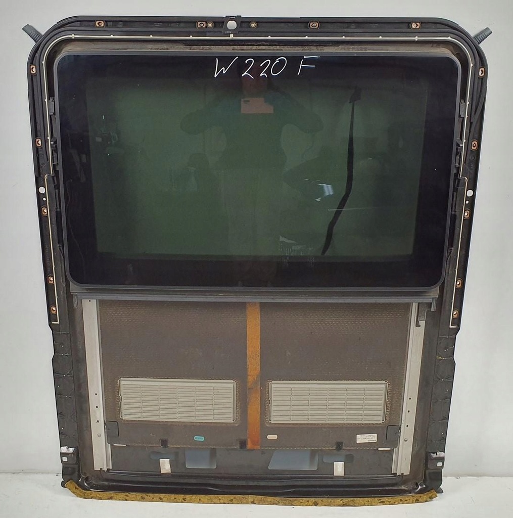 фото №1, Люк mercedes w220 2207800029