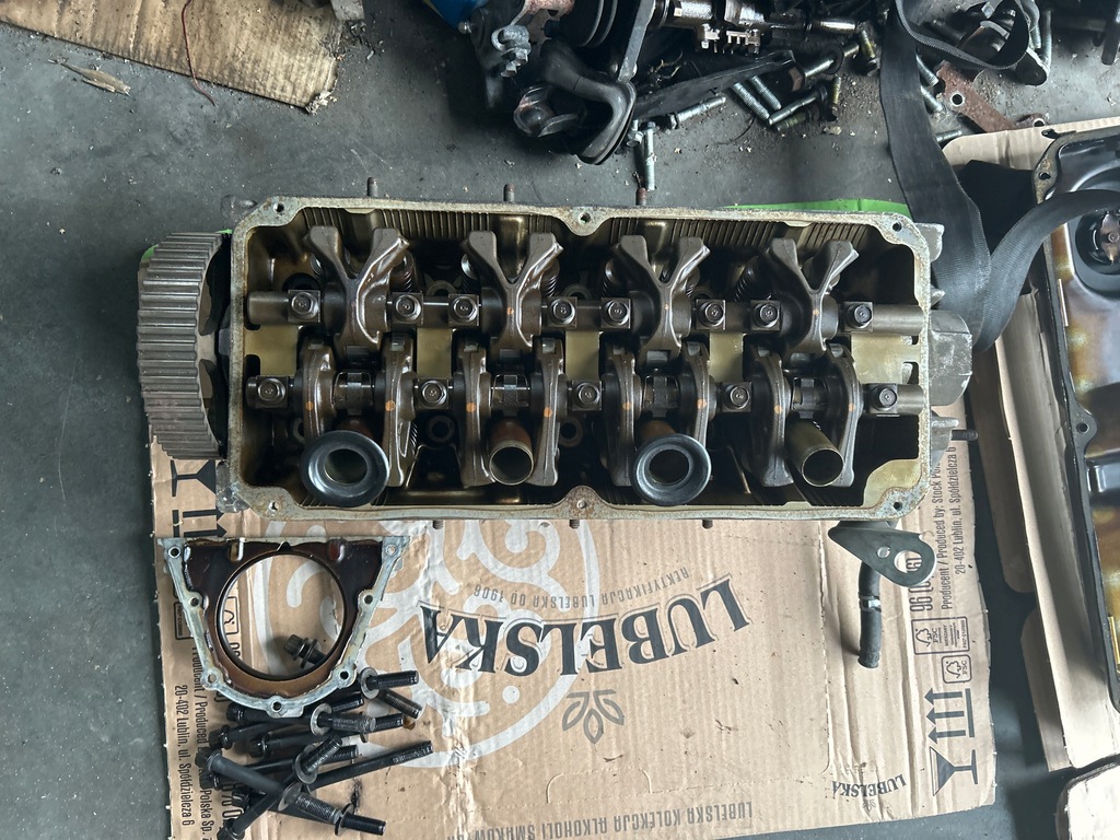 фото №1, Головка двигуна mitsubishi galant space runner space wagon