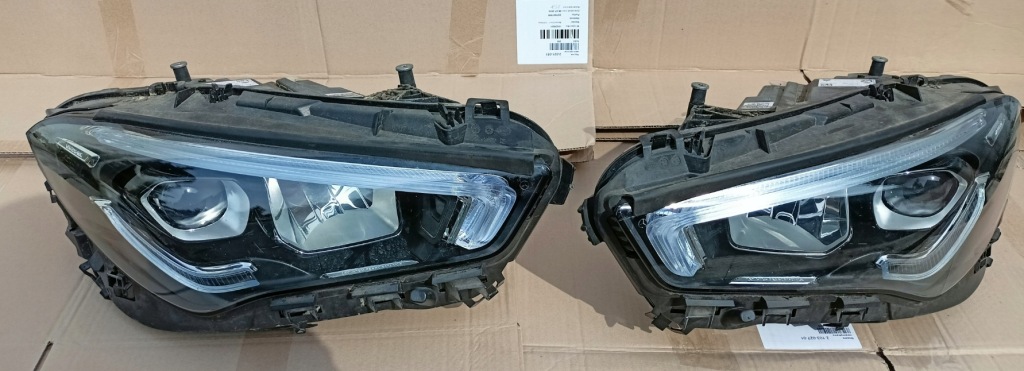 фото №1, Mercedes cla w118 лампа перед ліва права комплектна performance