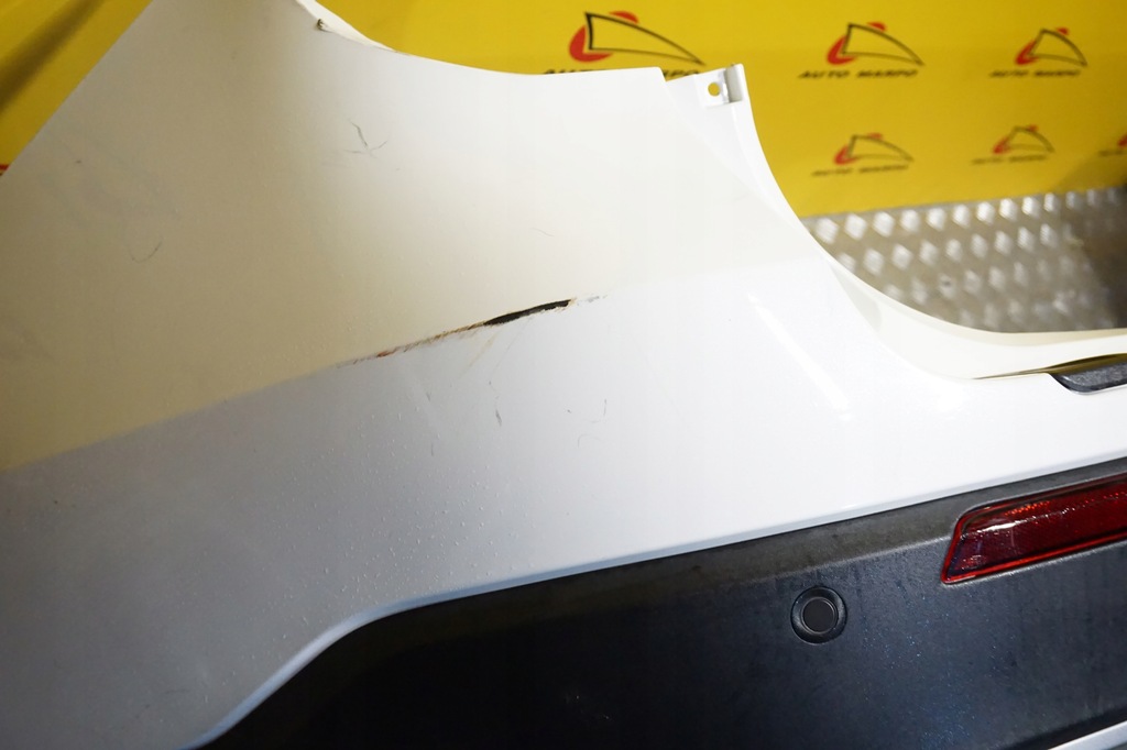 фото №10, Ford explorer xlt 2020 - 2023 бампер задня задній накладка usa