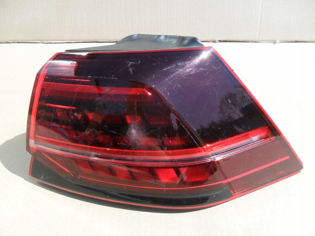 фото №1, Vw golf vii 5g0 r-line led лампа права задня