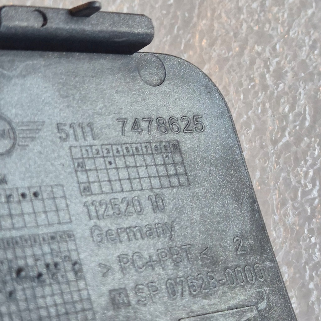 Заглушка фаркоп бампера перед basis mini f60 countryman 7478625 Оригинал