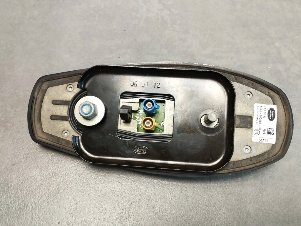 фото №2, Land rover range rover sport l320 антена gps 6h5219c089cd