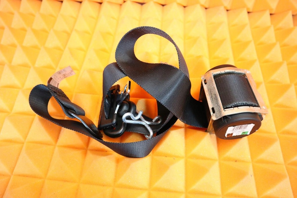 фото №1, Ford kuga mk1 pas безопасности правый перед