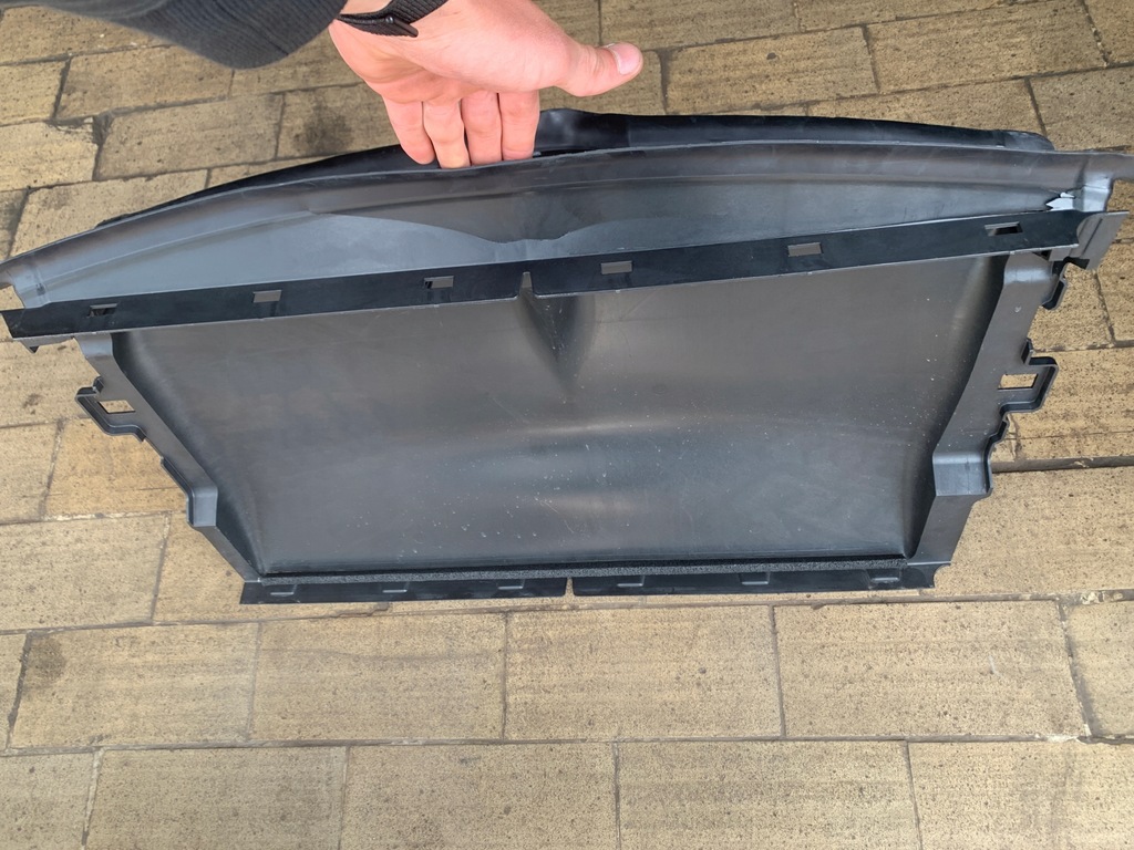 фото №6, Шторка жалюзі впуск повітря tesla model 3