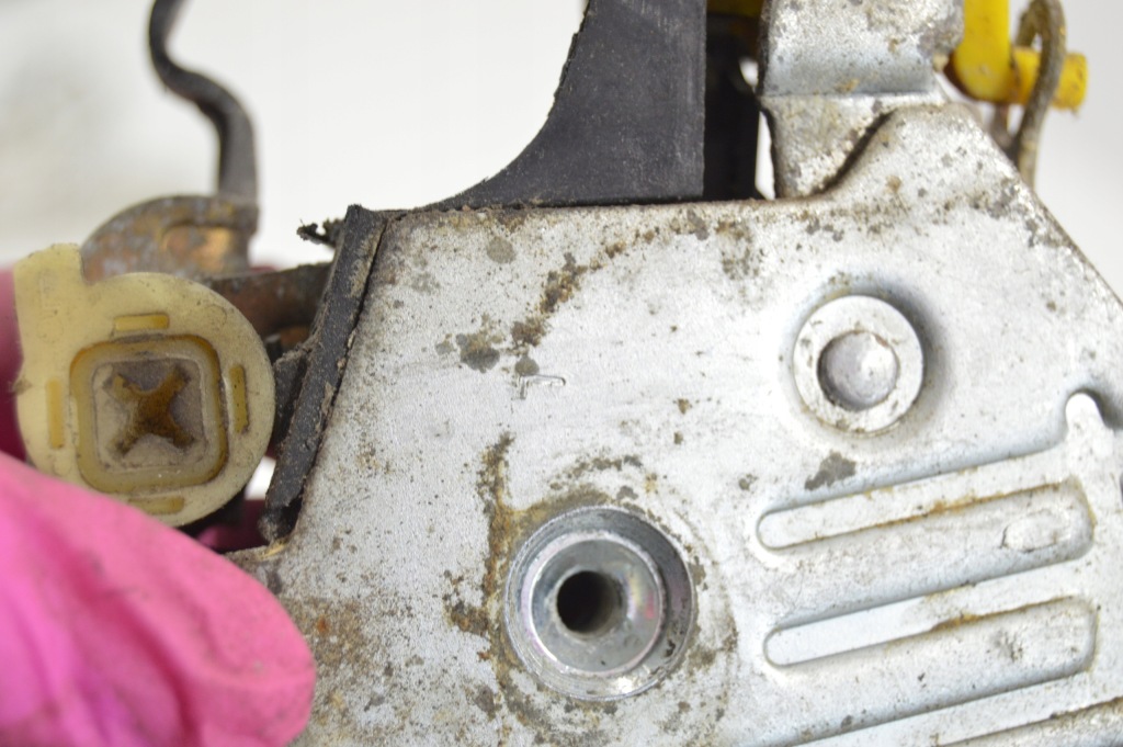 Замок дверь левый перед mercedes w124 e-klasa кабриолет  купе 1247202535 Цена