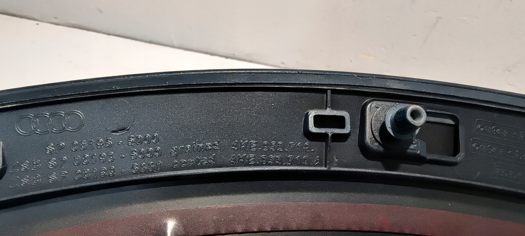 фото №9, Молдинг крыла правая перед audi e-tron 4ke853718