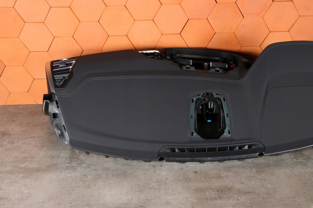 фото №8, Bmw x3 g01 x4 g02 lci оригінальна панель приладів приладова консоль шкіра szary шов