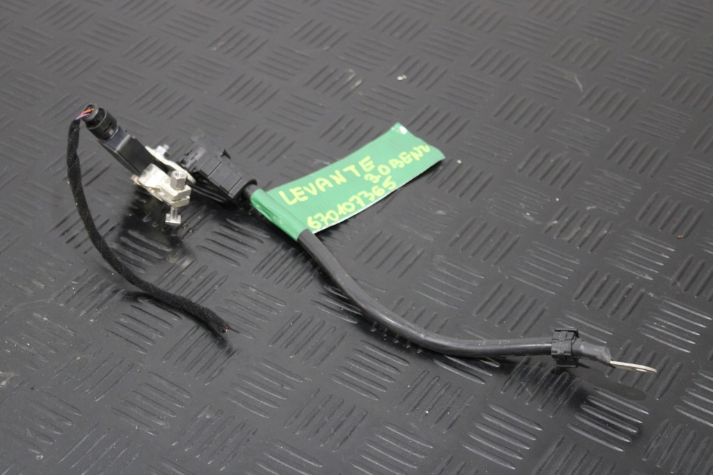 Купить Клемма аккумулятор 670107365 maserati levante m161