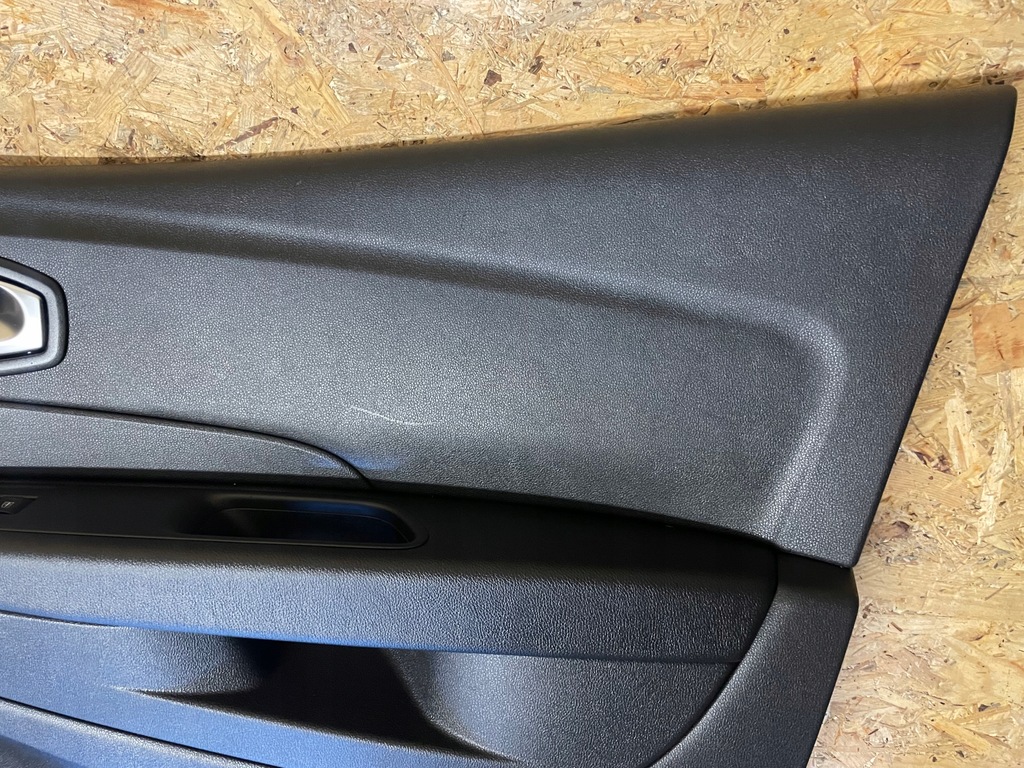 фото №3, Обшивка дверь правый перед renault captur i lift