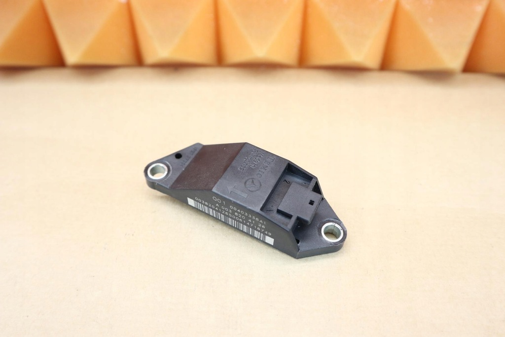 фото №1, Mercedes w211 slk r171 датчик удара