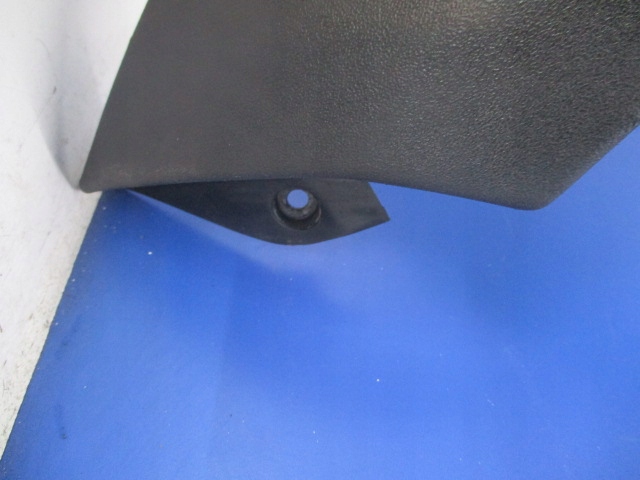 фото №5, Freelander i молдинг крыла левый перед оригинал