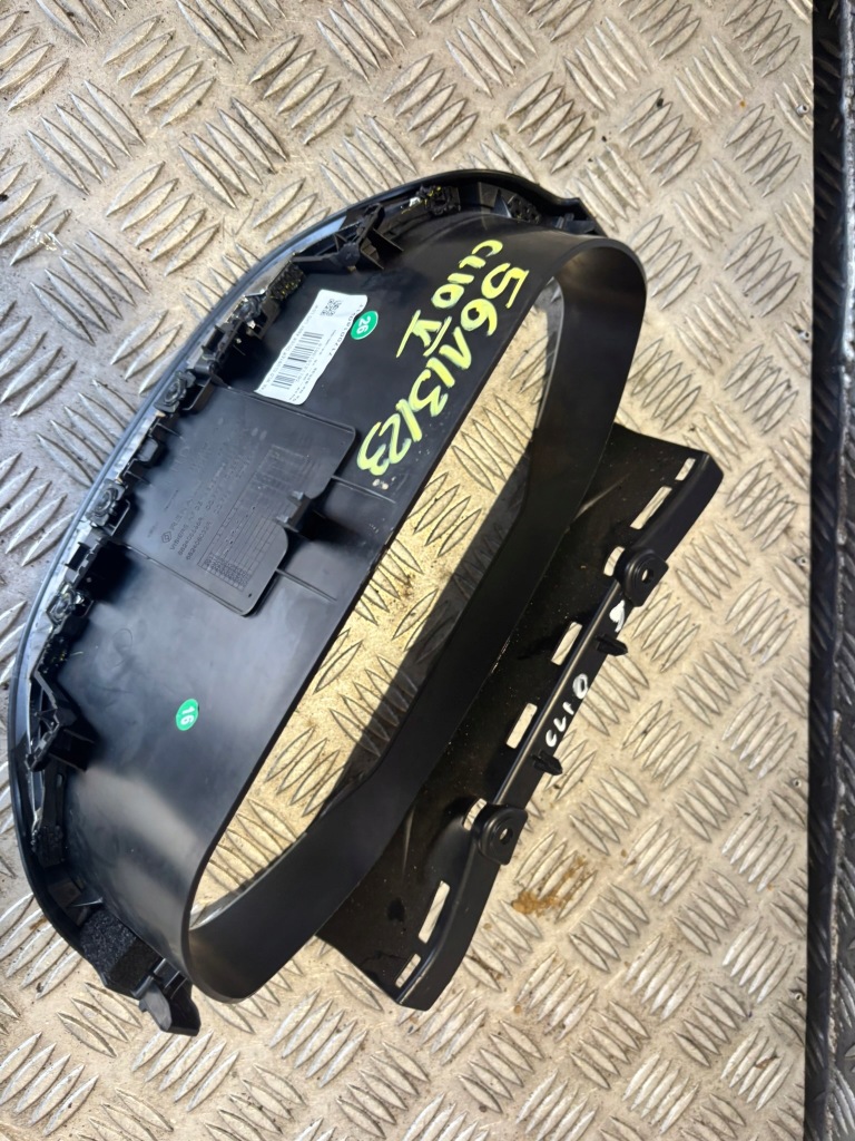 Рамка спидометра защита козырёк renault clio v 682406595r Доставка
