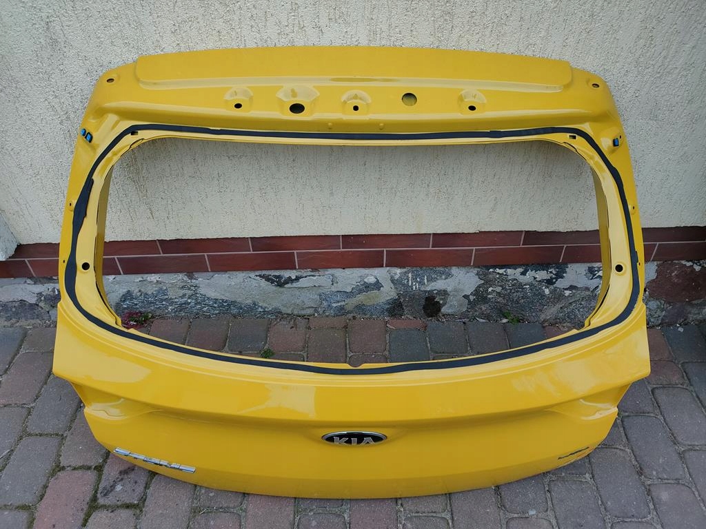 фото №1, Задняя крышка багажника kia stonic