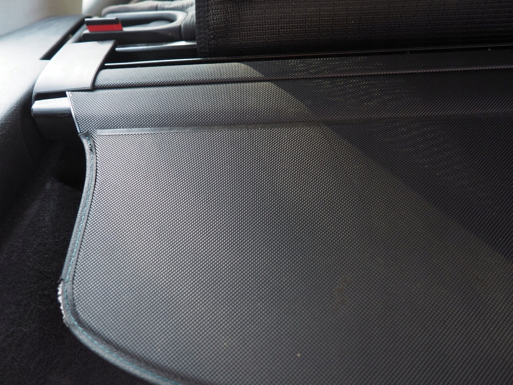 фото №5, Audi a4 b7 kombi 2004-08 шторка багажника с сетка оригинал