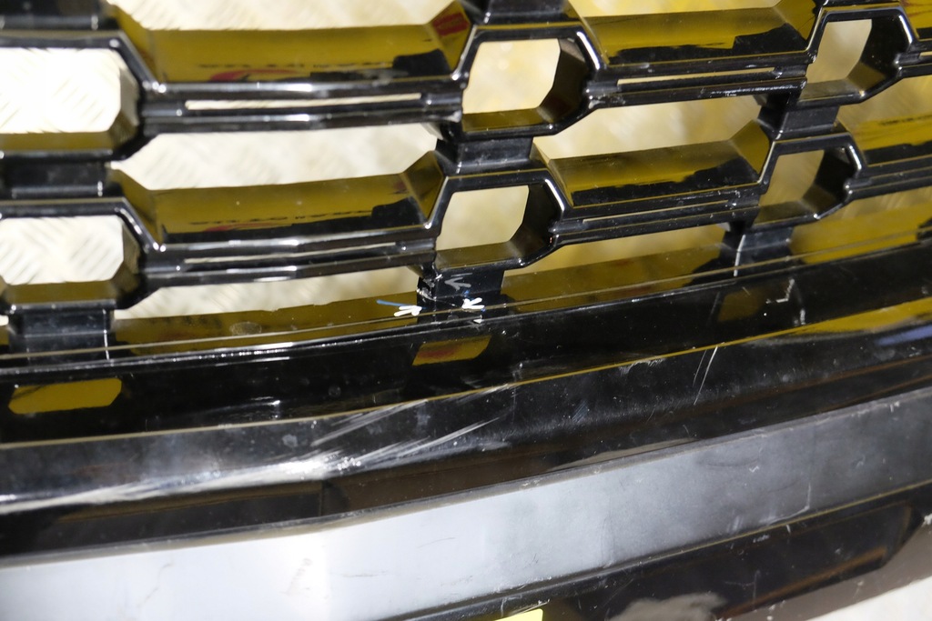 фото №9, Chevrolet tahoe suburban 2021- бампер решітка радіатора usa