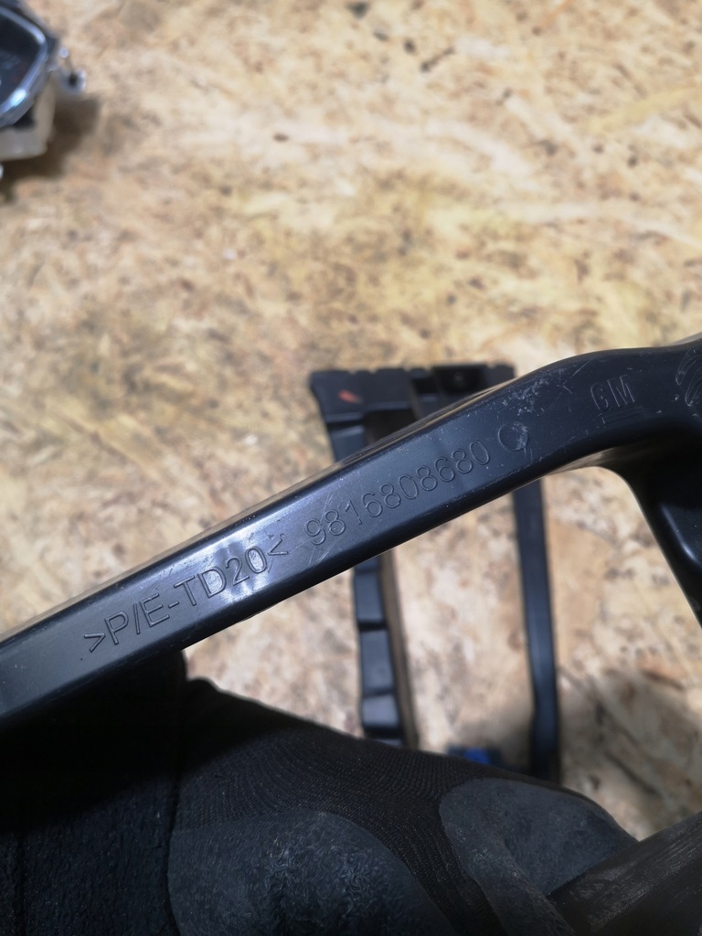 фото №6, Peugeot rifter iv berlingo iv направляющая бампера задняя левый lub правый 9816808780