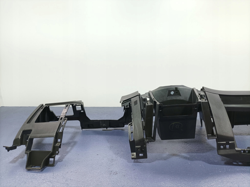 фото №7, Toyota rav4 iii lift 10-13 dół панели приборной панели бардачок 55303-42010