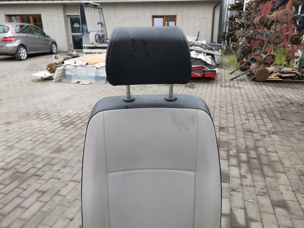 фото №10, Сиденье водителя левый пассажира правый перед vw transporter t5 t6