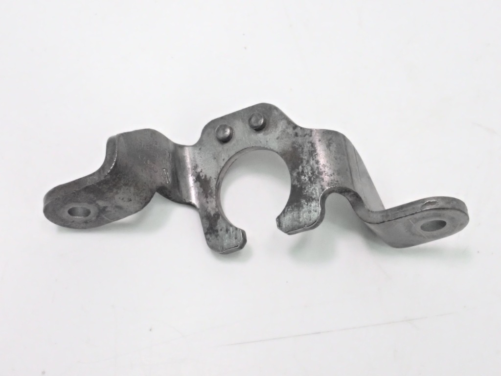 фото №1, Кронштейн підшипник випускний 4l0713281b audi q7 4l