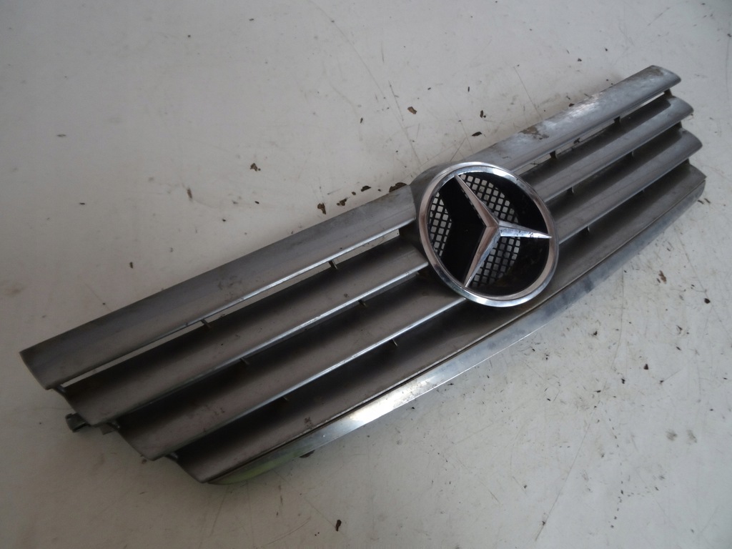 фото №1, Решітка радіатора радіатора решітка радіатора mercedes w203 a2038800383