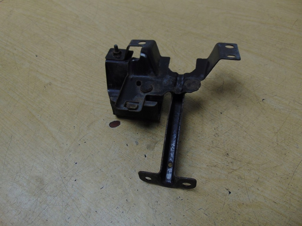 фото №11, Кронштейн замка капот кронштейн mazda 5 ii cw 2010-